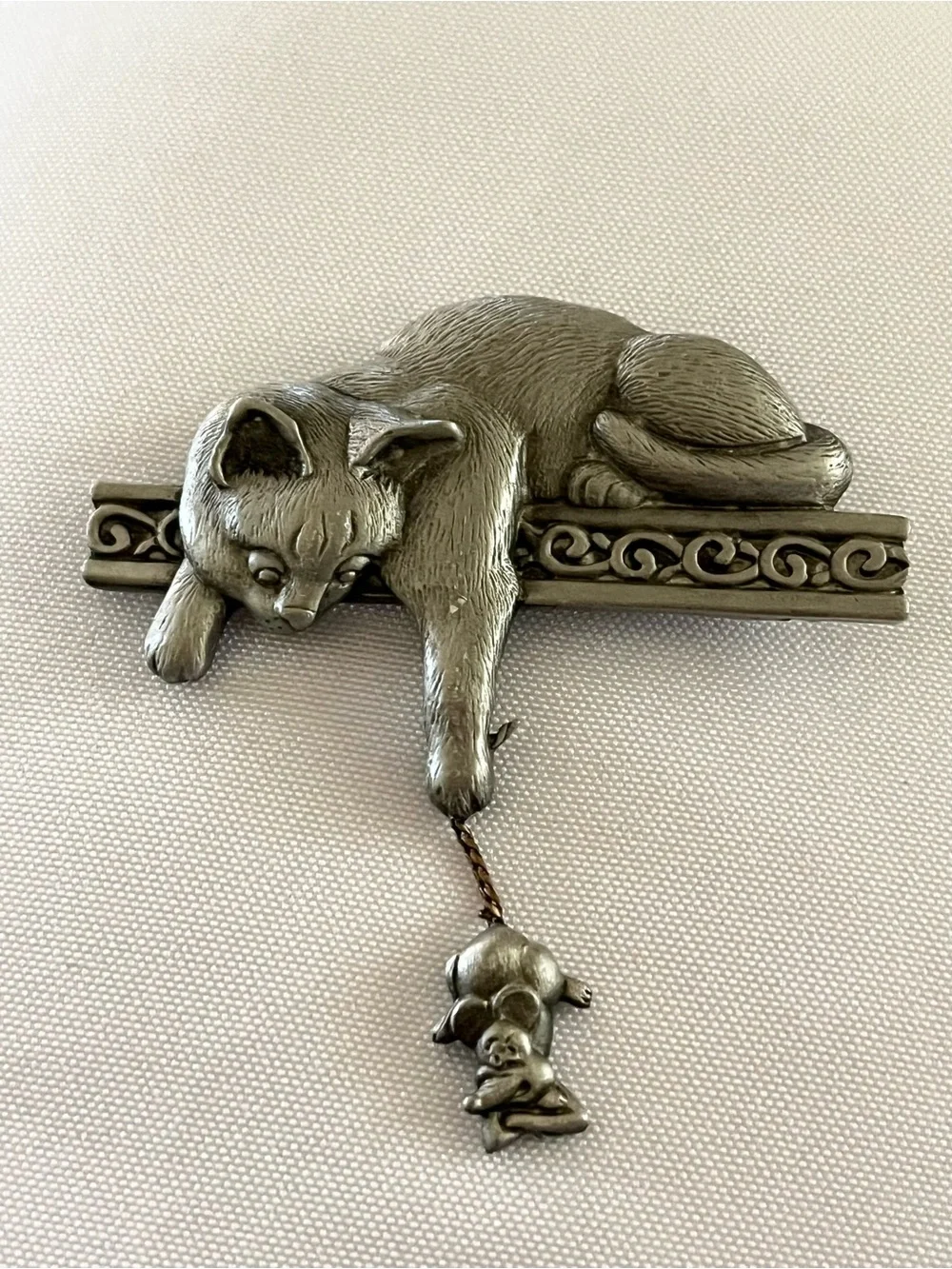 Vintage Jonette Cat And Mouse Pewter Brooch